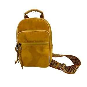 Anthropologie Women's Tan Urban Originals Adjustable Leather Sling Bag